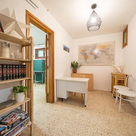 Veronica Villa L' Escala